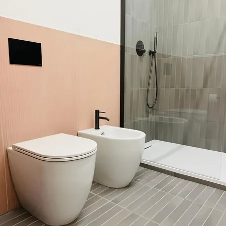Comecasa 10 Min Walk From Duomo And Policlinico Mangiagalli Milan Exterior photo